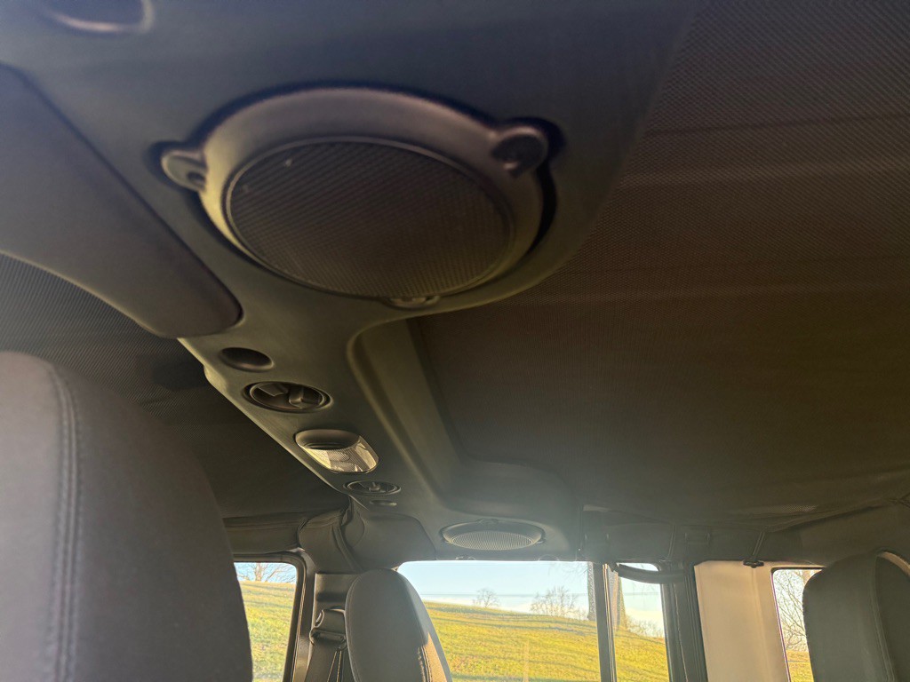 2013 Jeep Wrangler Unlimited Image 16