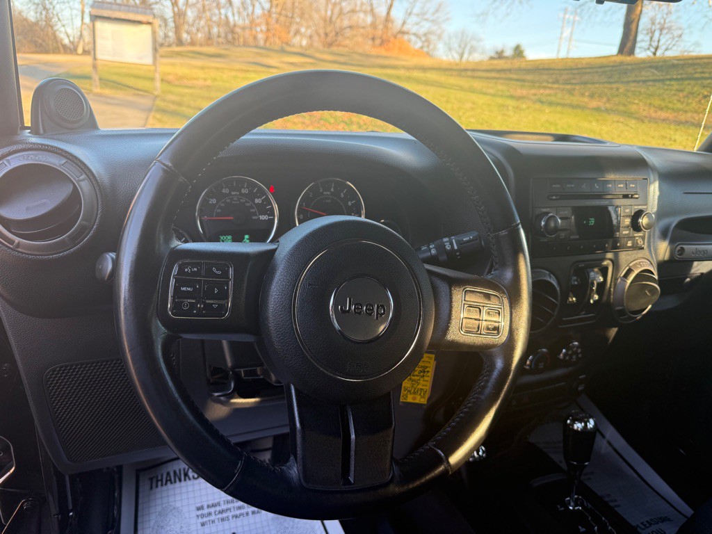 2013 Jeep Wrangler Unlimited Image 19