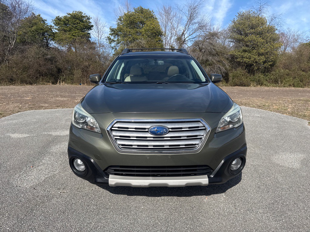 2015 Subaru Outback Image 2