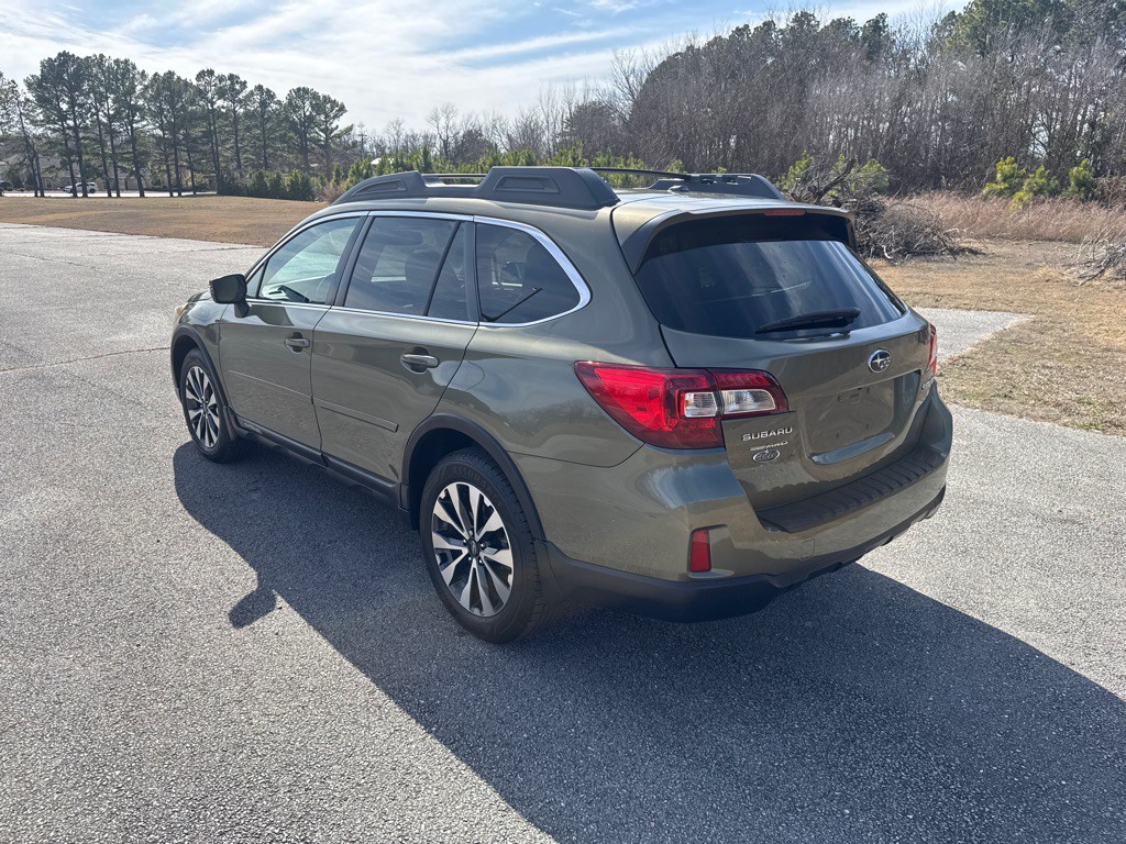 2015 Subaru Outback Image 7