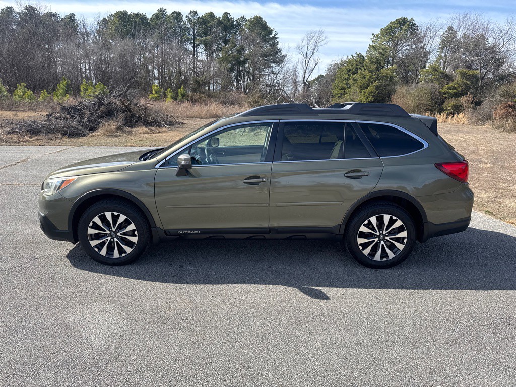 2015 Subaru Outback Image 8