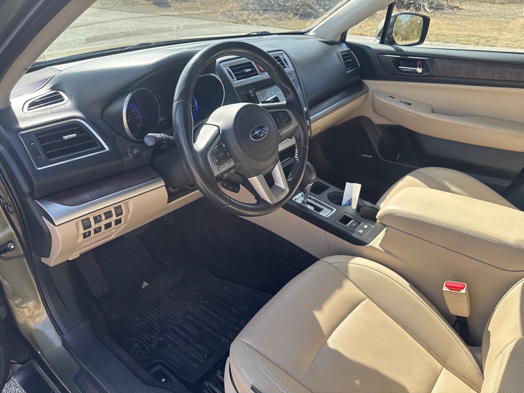 2015 Subaru Outback Image 9