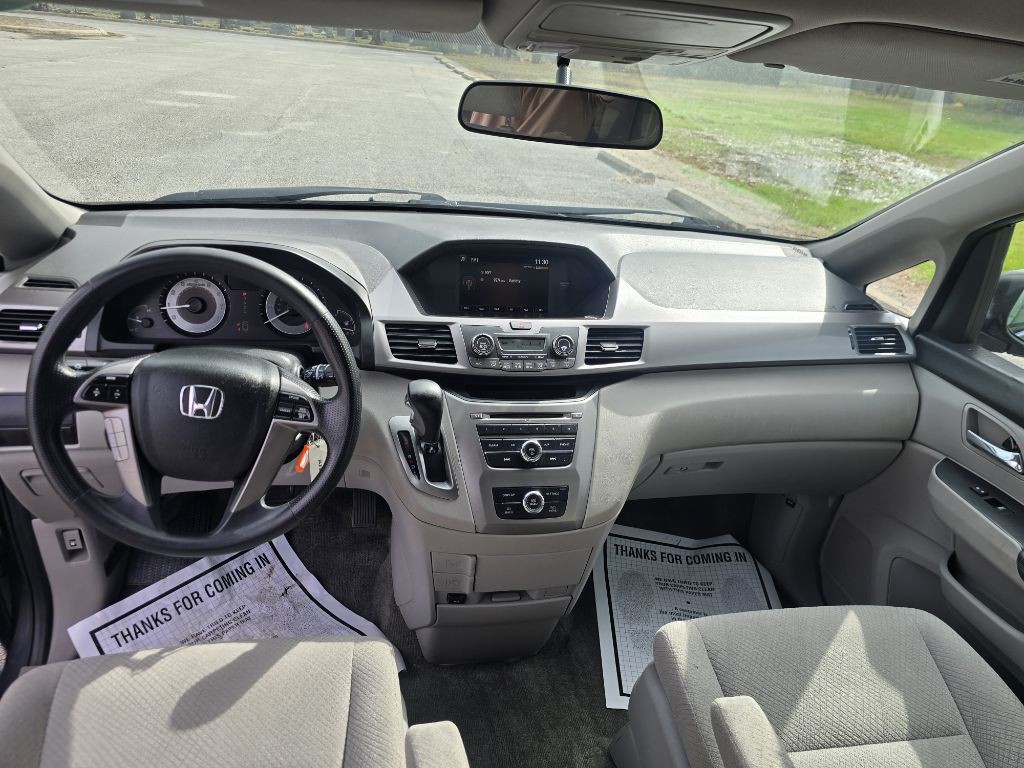 2016 Honda Odyssey Image 14