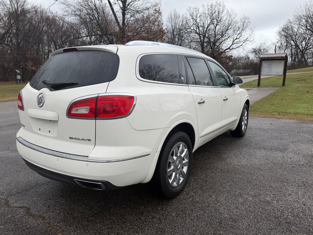 2015 Buick Enclave Image 8