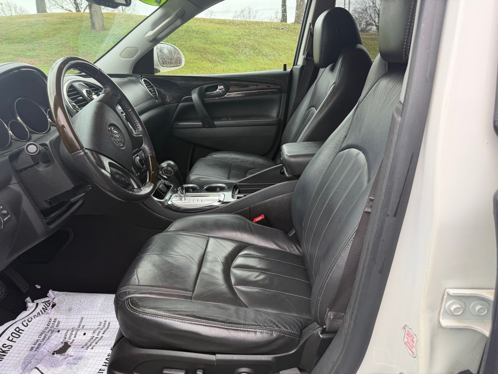 2015 Buick Enclave Image 18