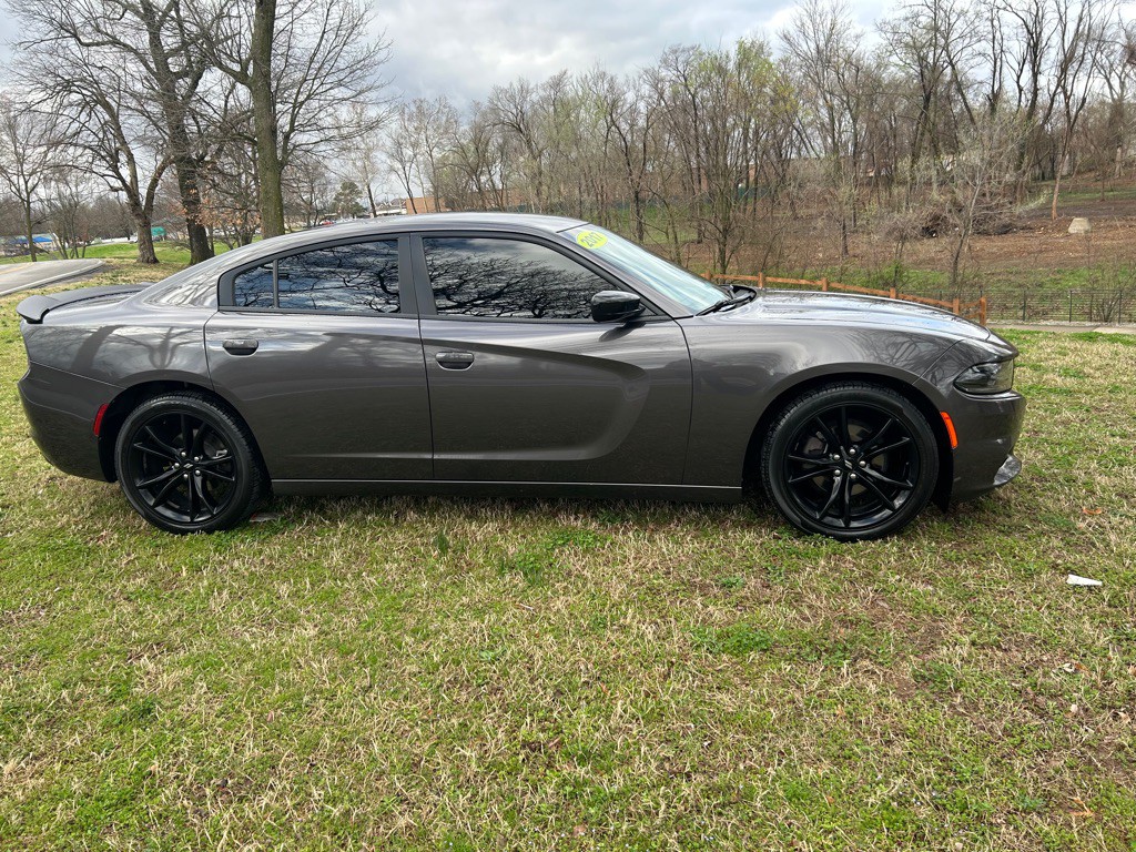 2017 Dodge Charger Image 5