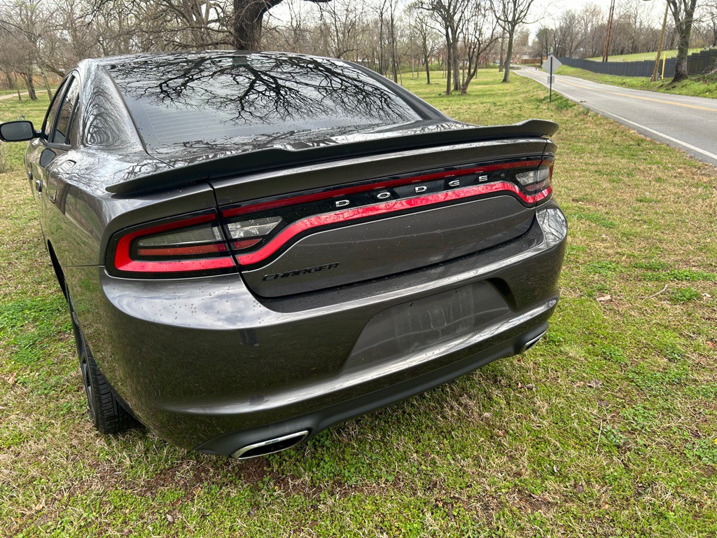 2017 Dodge Charger Image 8