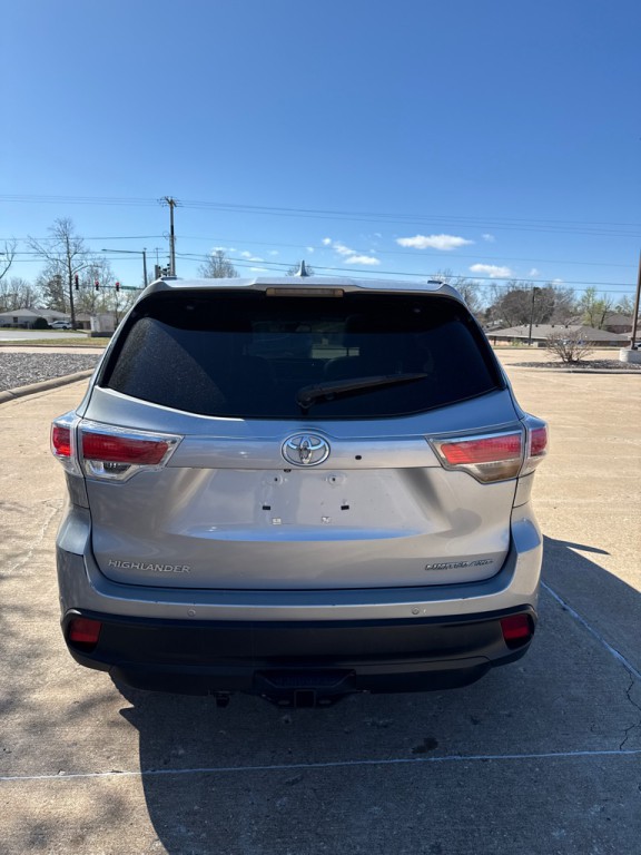 2015 Toyota Highlander Image 5
