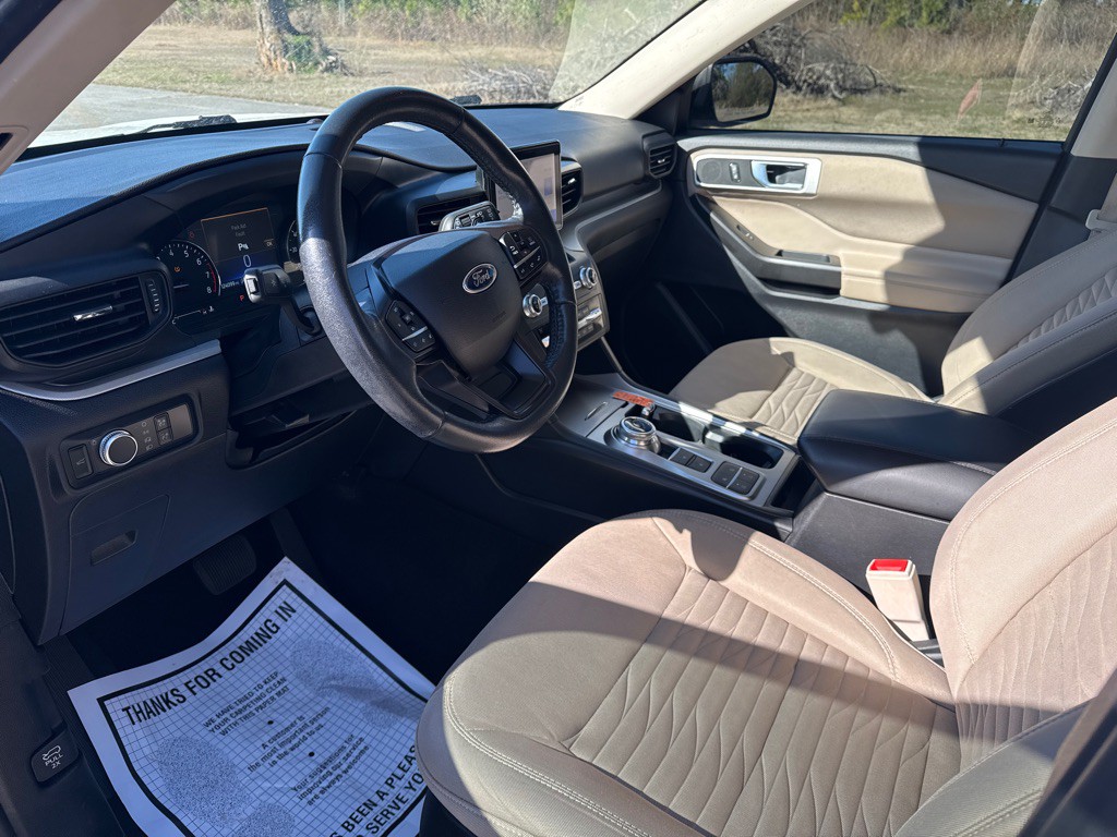 2020 Ford Explorer Image 9