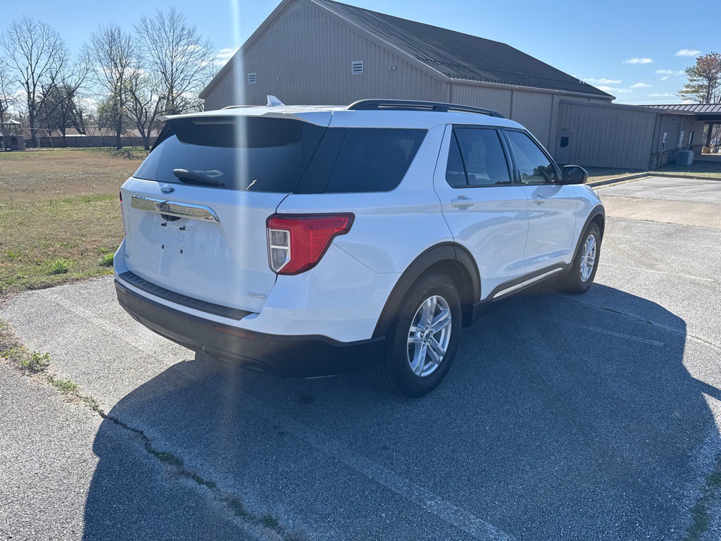 2020 Ford Explorer Image 16