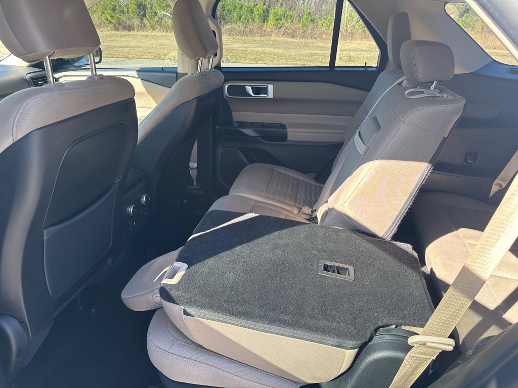 2020 Ford Explorer Image 20