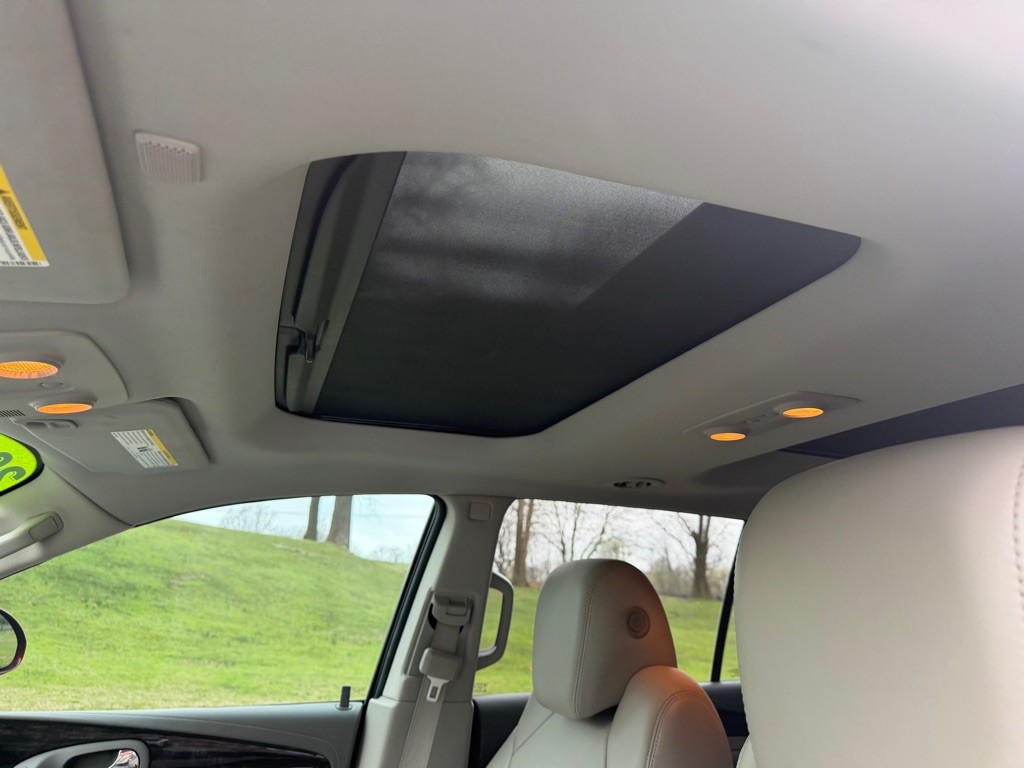 2015 Buick Enclave Image 19