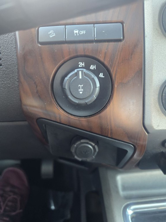 2013 Ford F-250 Image 12