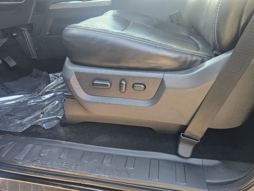 2013 Ford F-250 Image 18