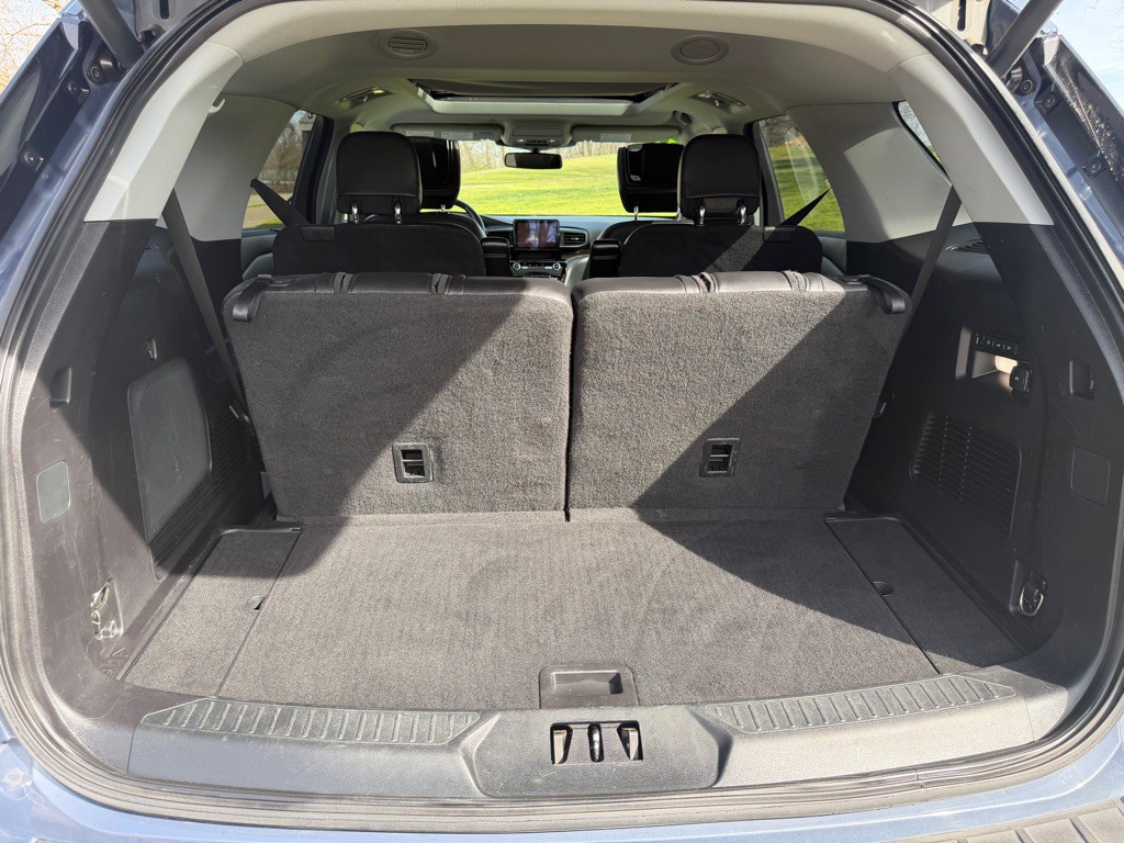 2021 Ford Explorer Image 9