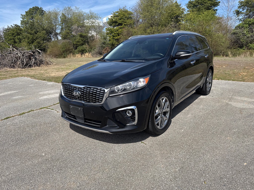 2020 Kia Sorento Image 1