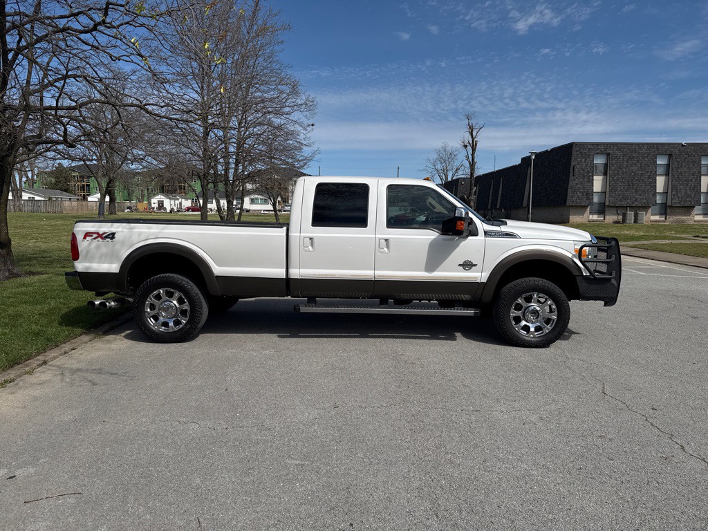 2015 Ford F-350 Image 4