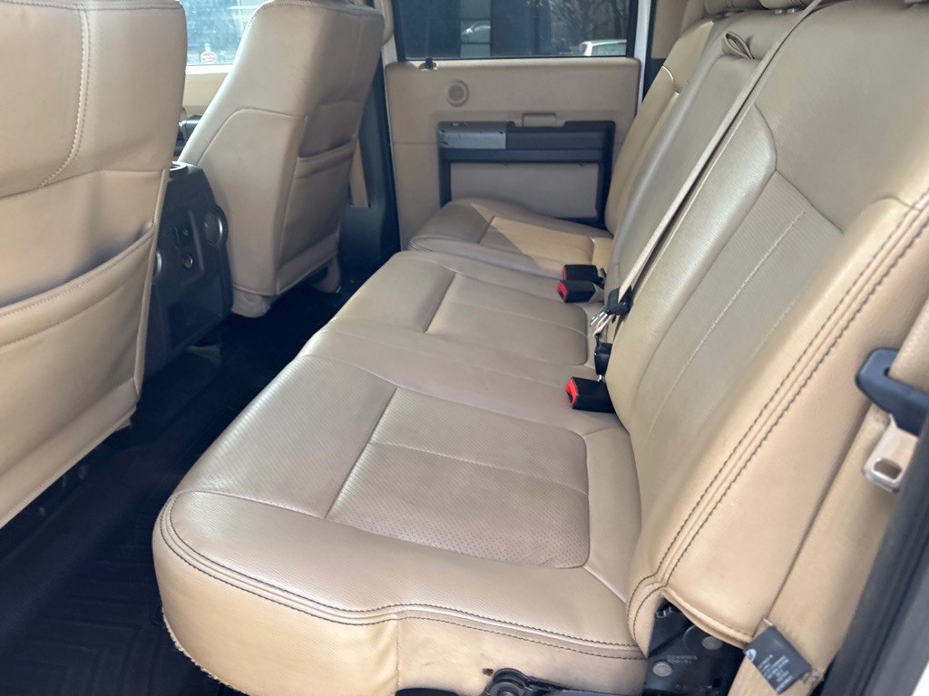 2015 Ford F-350 Image 10