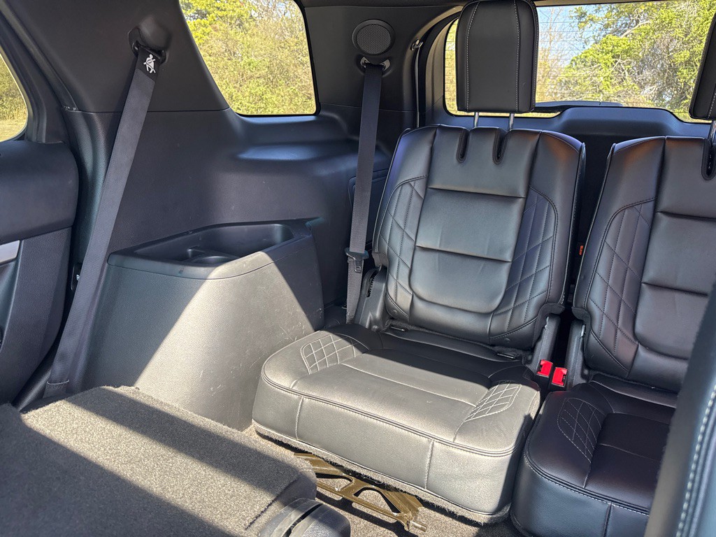 2016 Ford Explorer Image 11