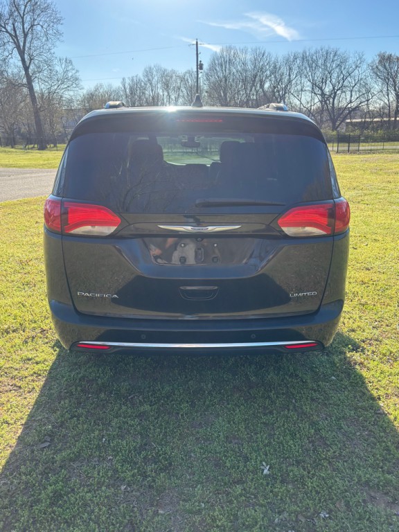 2020 Chrysler Pacifica Image 6