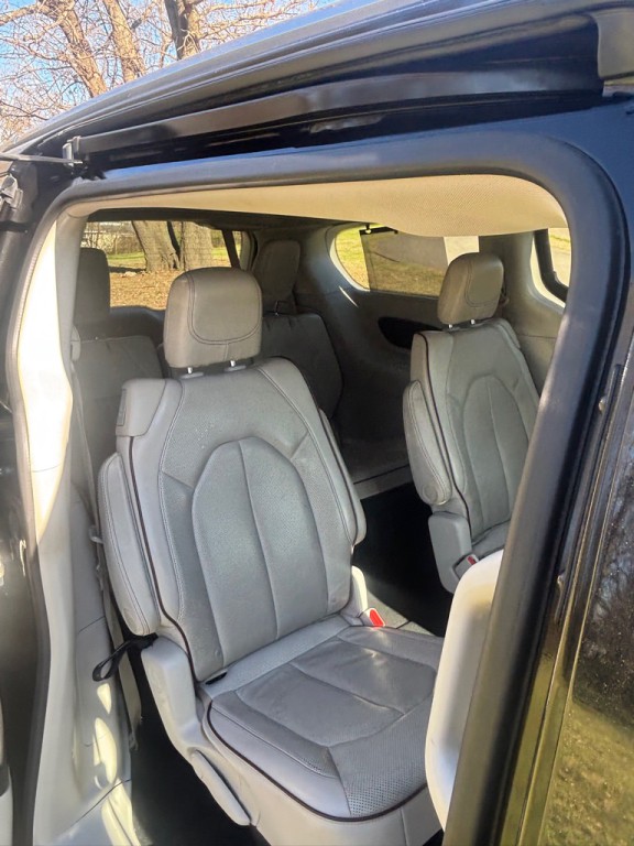 2020 Chrysler Pacifica Image 13