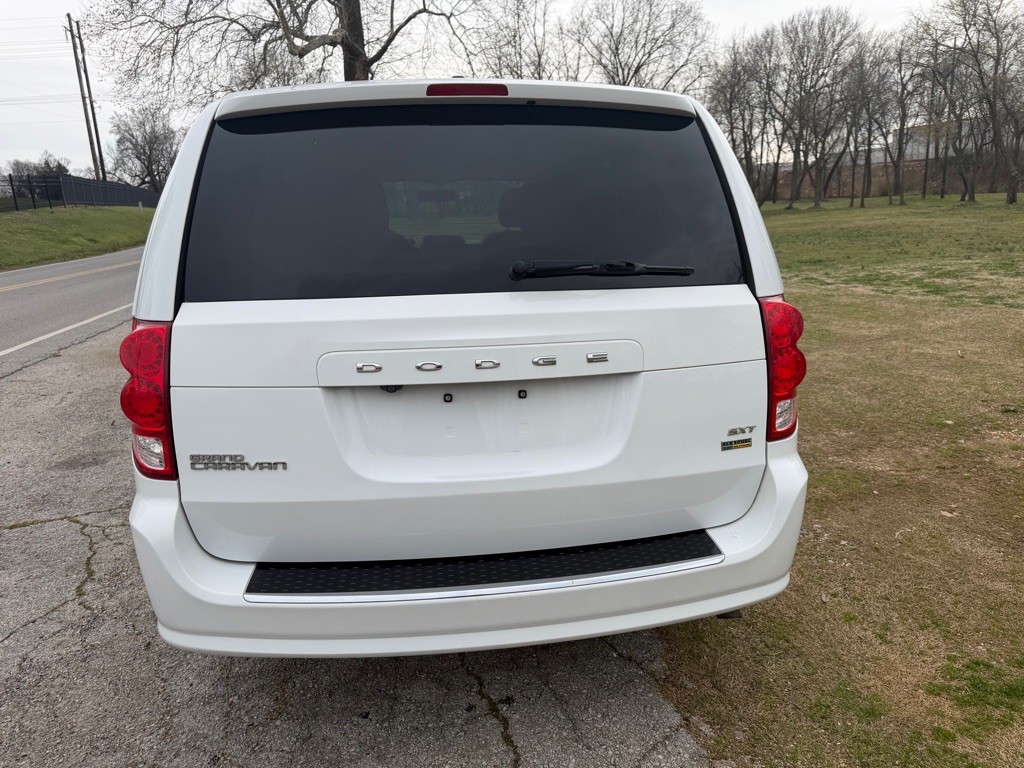 2017 Dodge Grand Caravan Image 6
