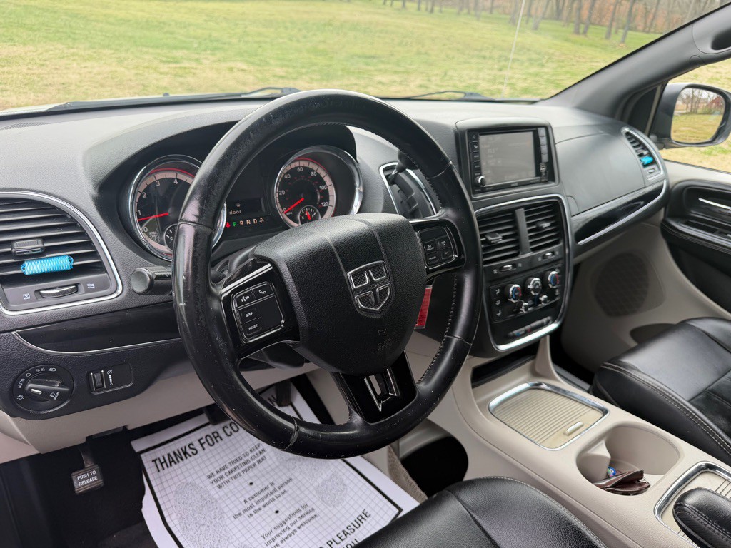 2017 Dodge Grand Caravan Image 15