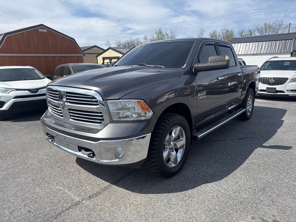 2015 RAM 1500 Image 1