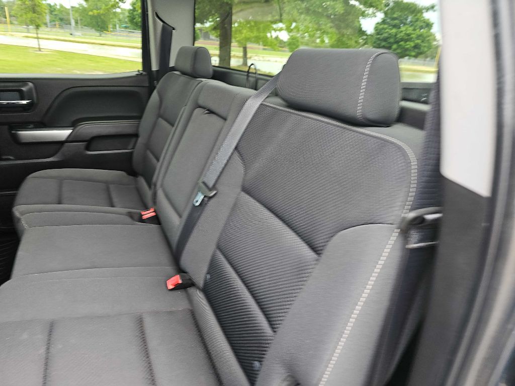 2018 Chevrolet Silverado 1500 Image 12