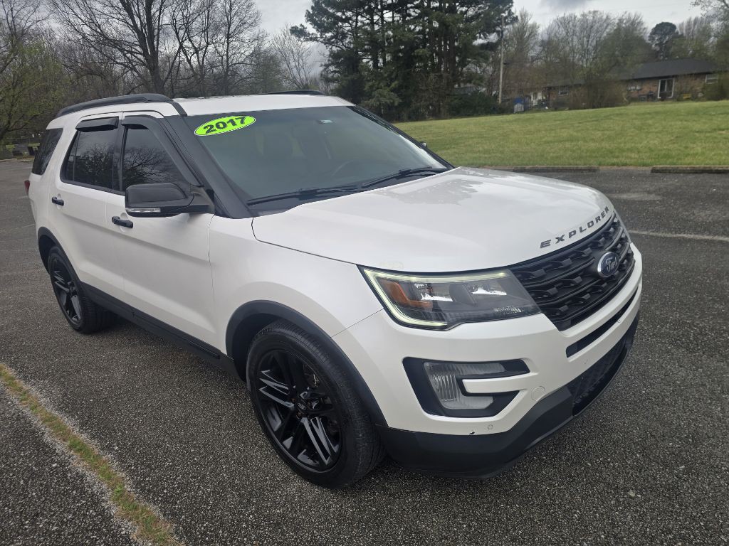 2017 Ford Explorer Image 1