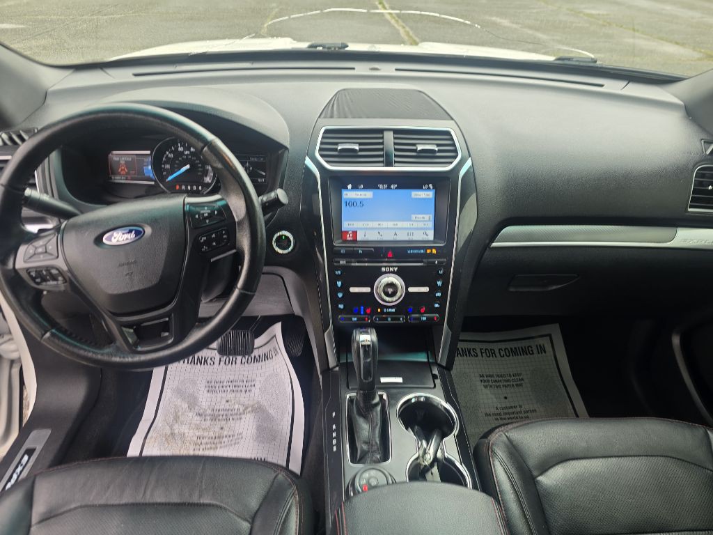 2017 Ford Explorer Image 3