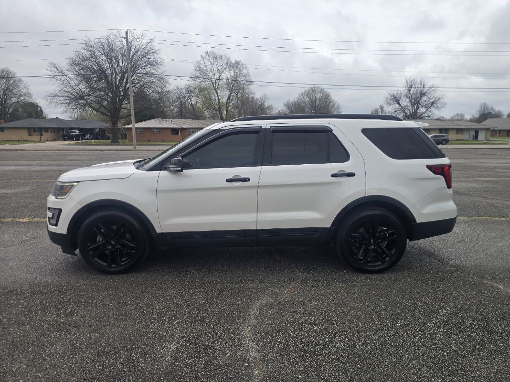 2017 Ford Explorer Image 6