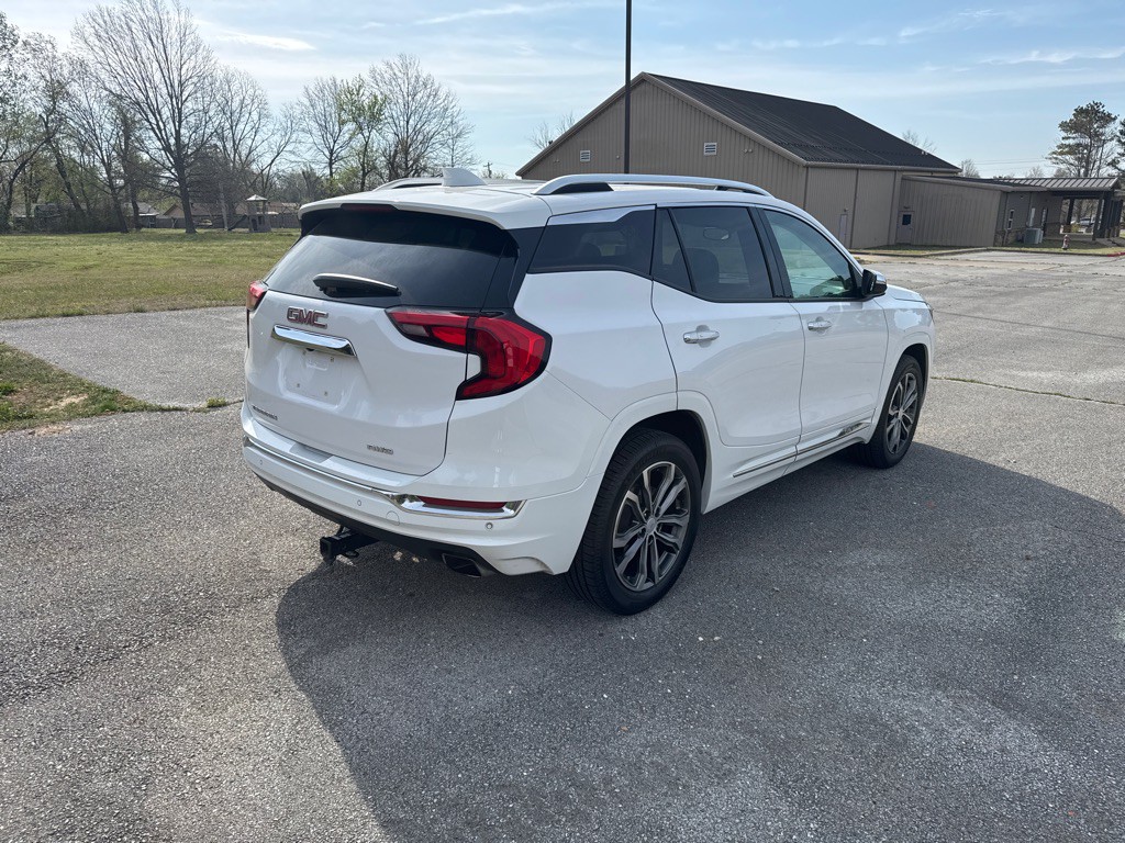 2018 GMC Terrain Image 5