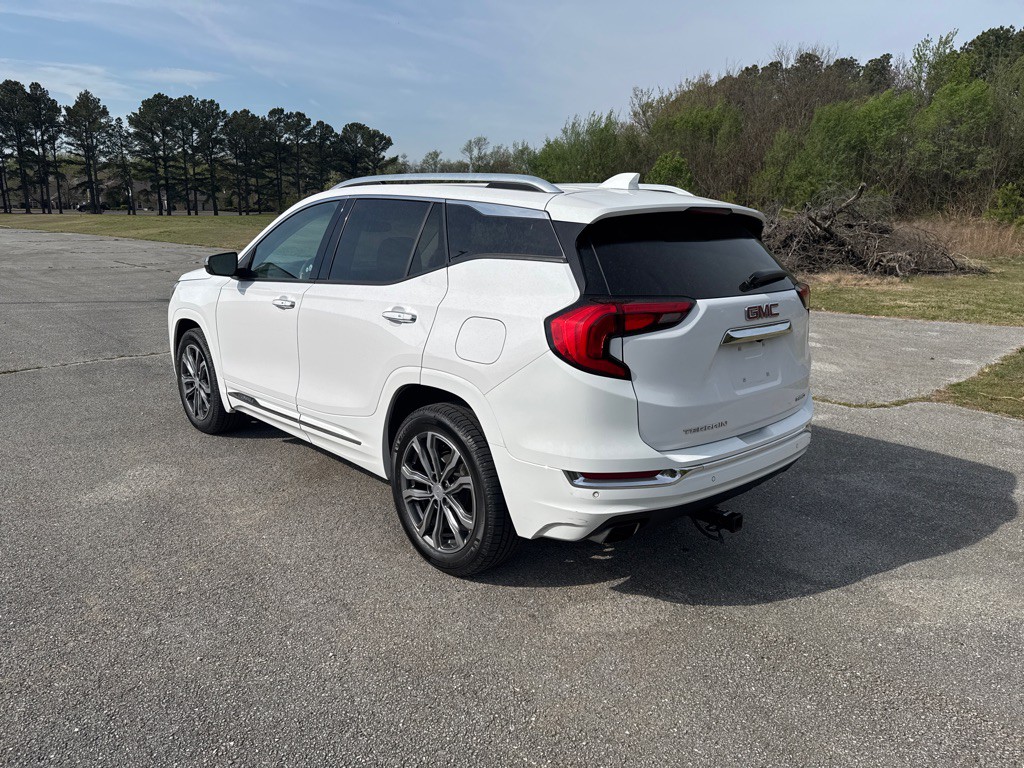 2018 GMC Terrain Image 7