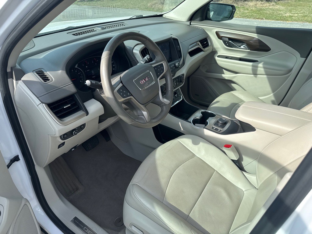 2018 GMC Terrain Image 9