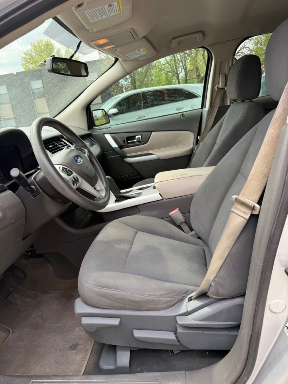 2012 Ford Edge Image 8