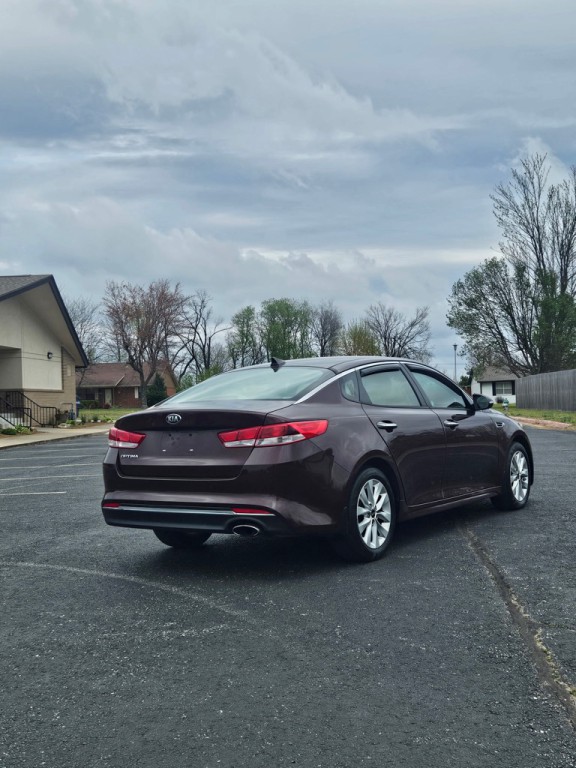 2018 Kia Optima Image 5