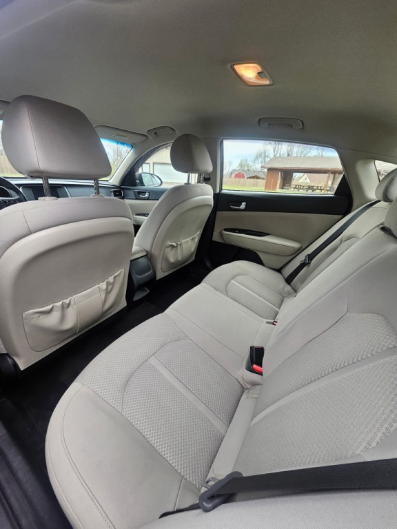 2018 Kia Optima Image 12