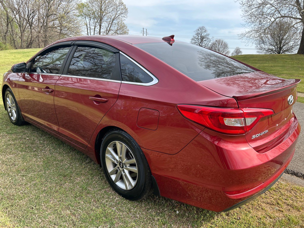 2015 Hyundai Sonata Image 8
