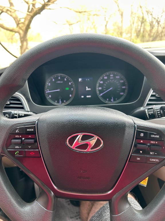2015 Hyundai Sonata Image 10