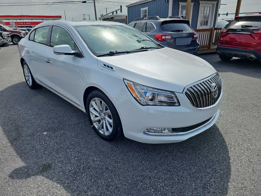 2015 Buick Lacrosse Image 2