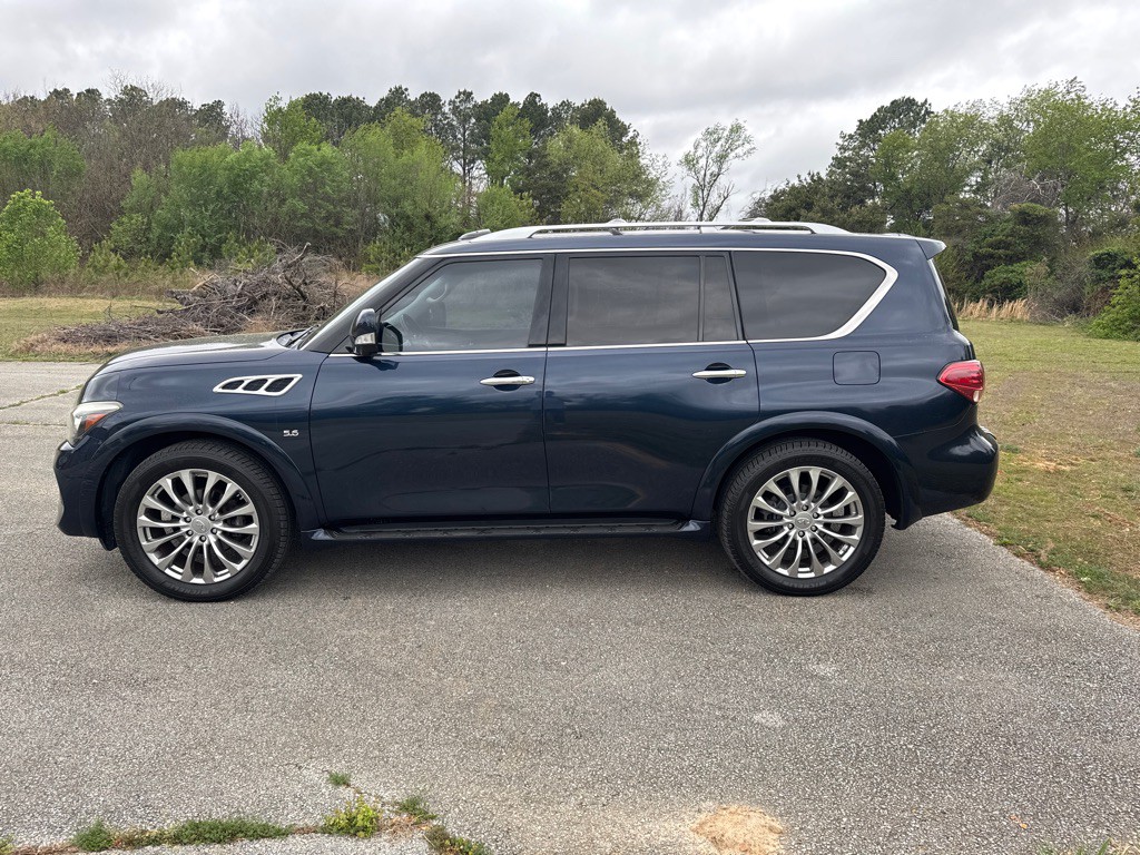 2016 INFINITI QX80 Image 8