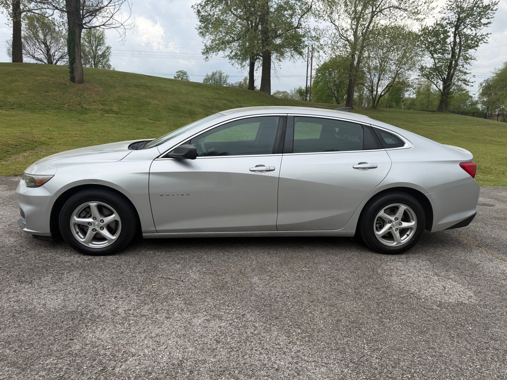 2018 Chevrolet Malibu Image 7