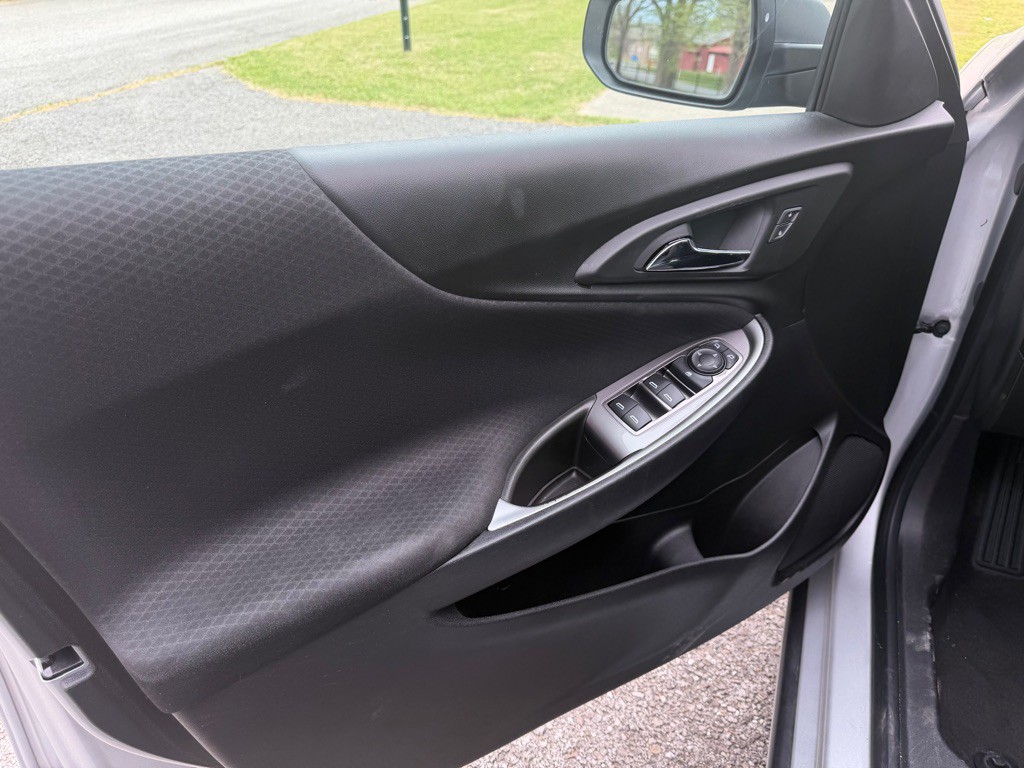 2018 Chevrolet Malibu Image 13