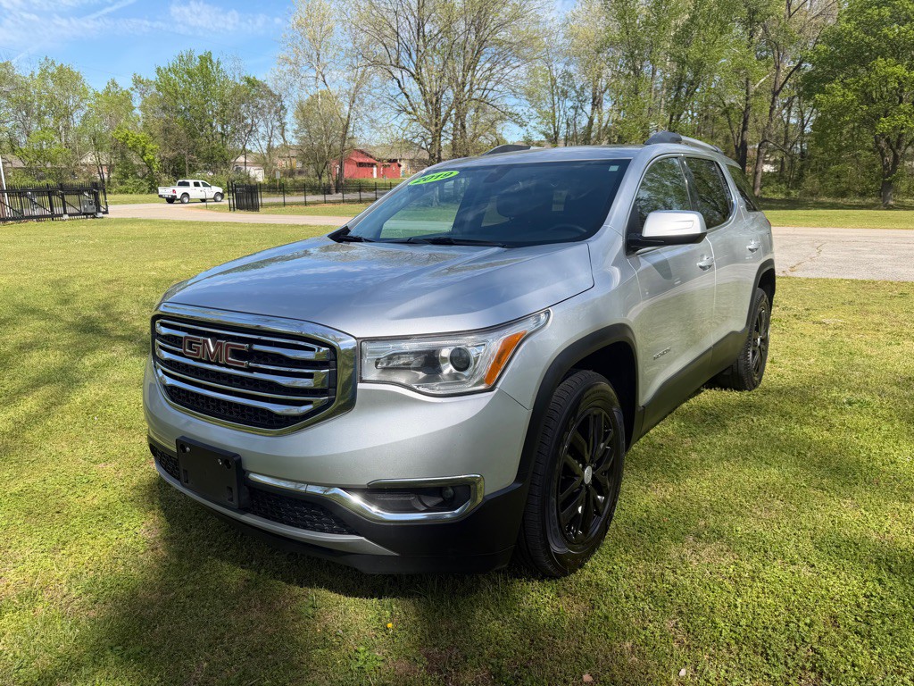 2019 GMC Acadia Image 2