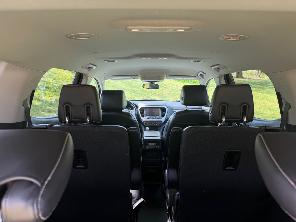 2019 GMC Acadia Image 12