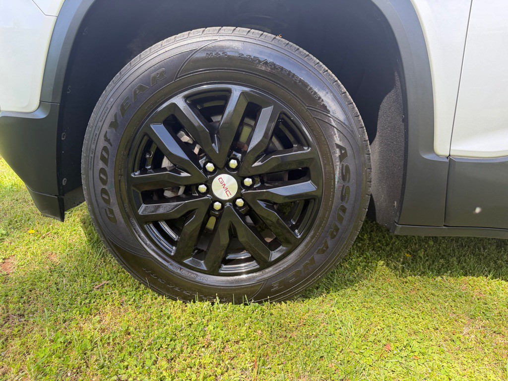 2019 GMC Acadia Image 16