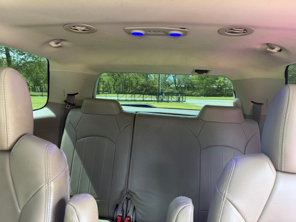 2016 GMC Acadia Image 16