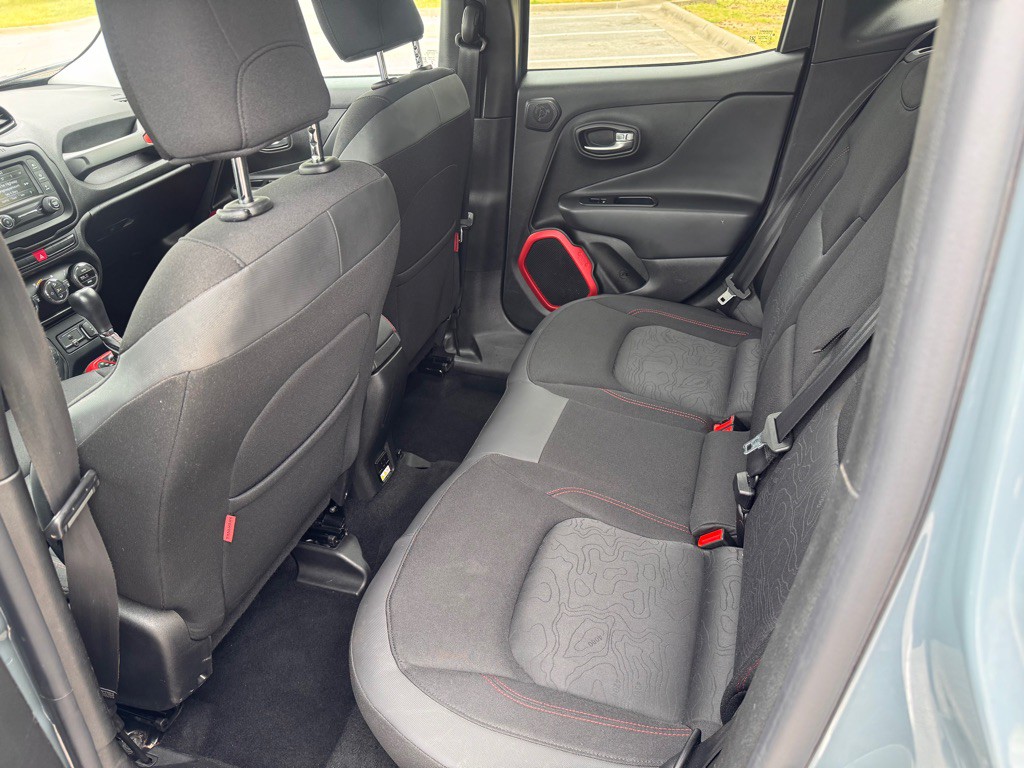2015 Jeep Renegade Image 10