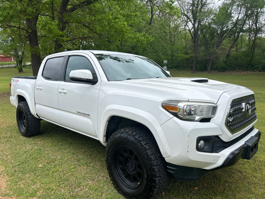 2016 Toyota Tacoma Image 7